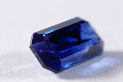 largesapphireh-320x200.jpg